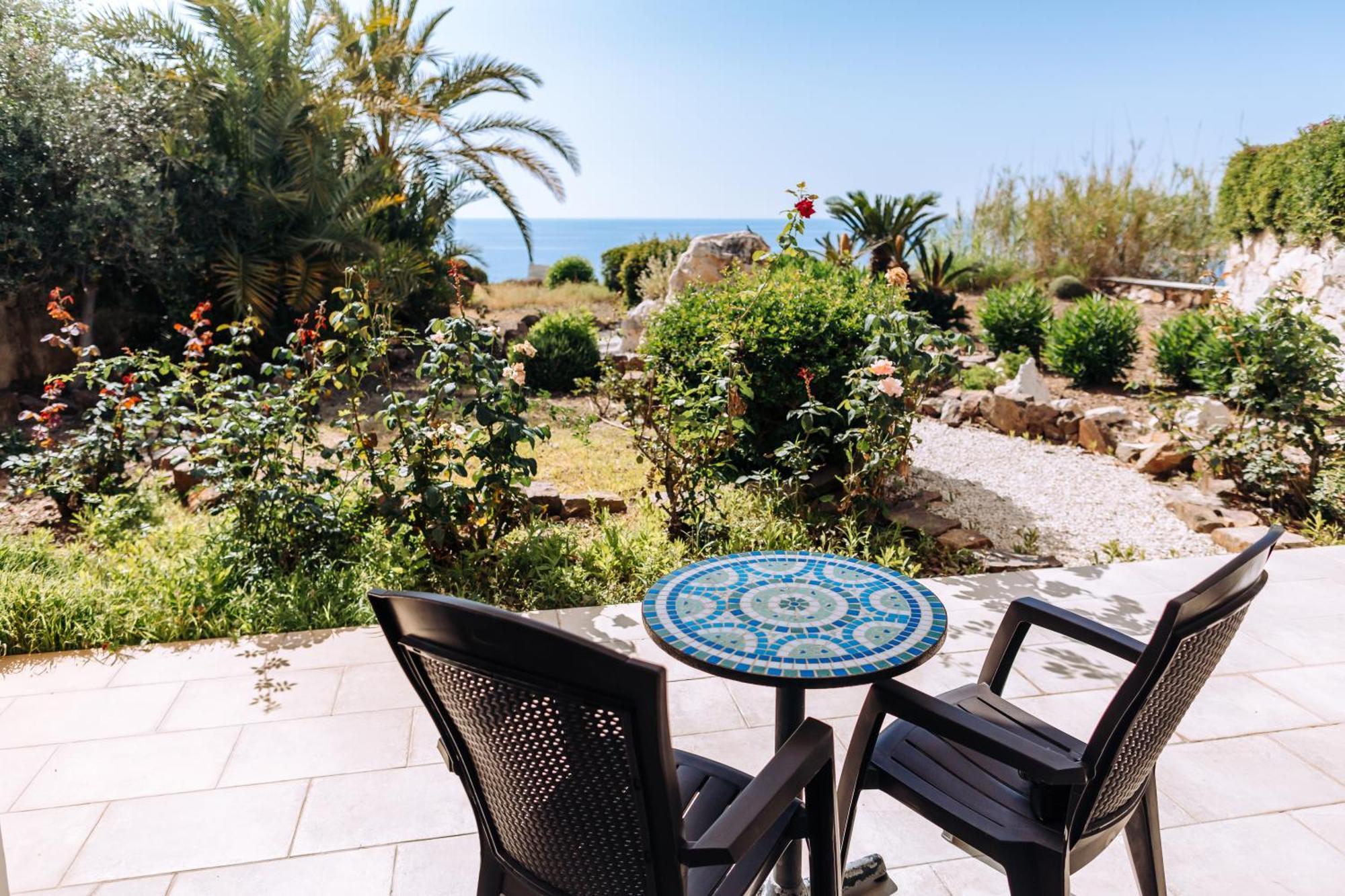 Villa Karavi Pomos Exterior photo